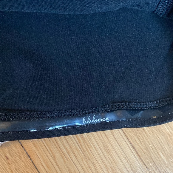 Lululemon tennis skirt - Picture 5 of 5